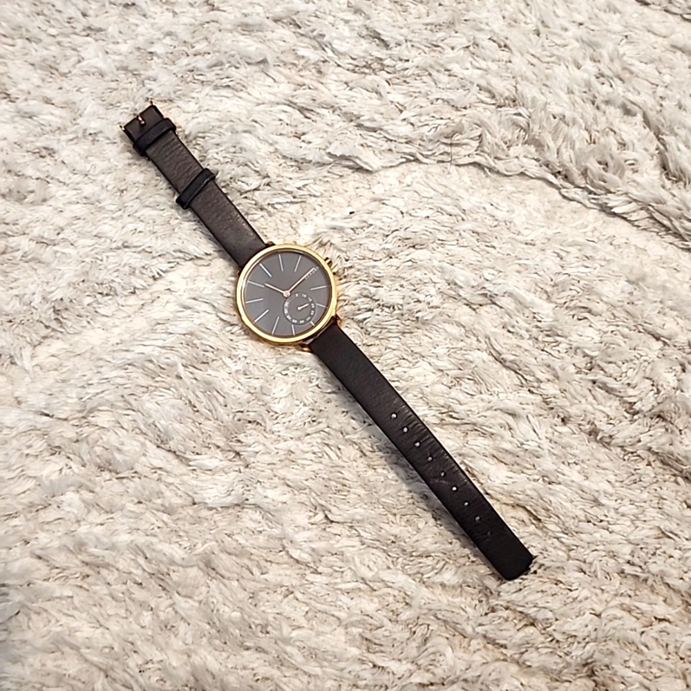 Skagen women's watch - gray and gold